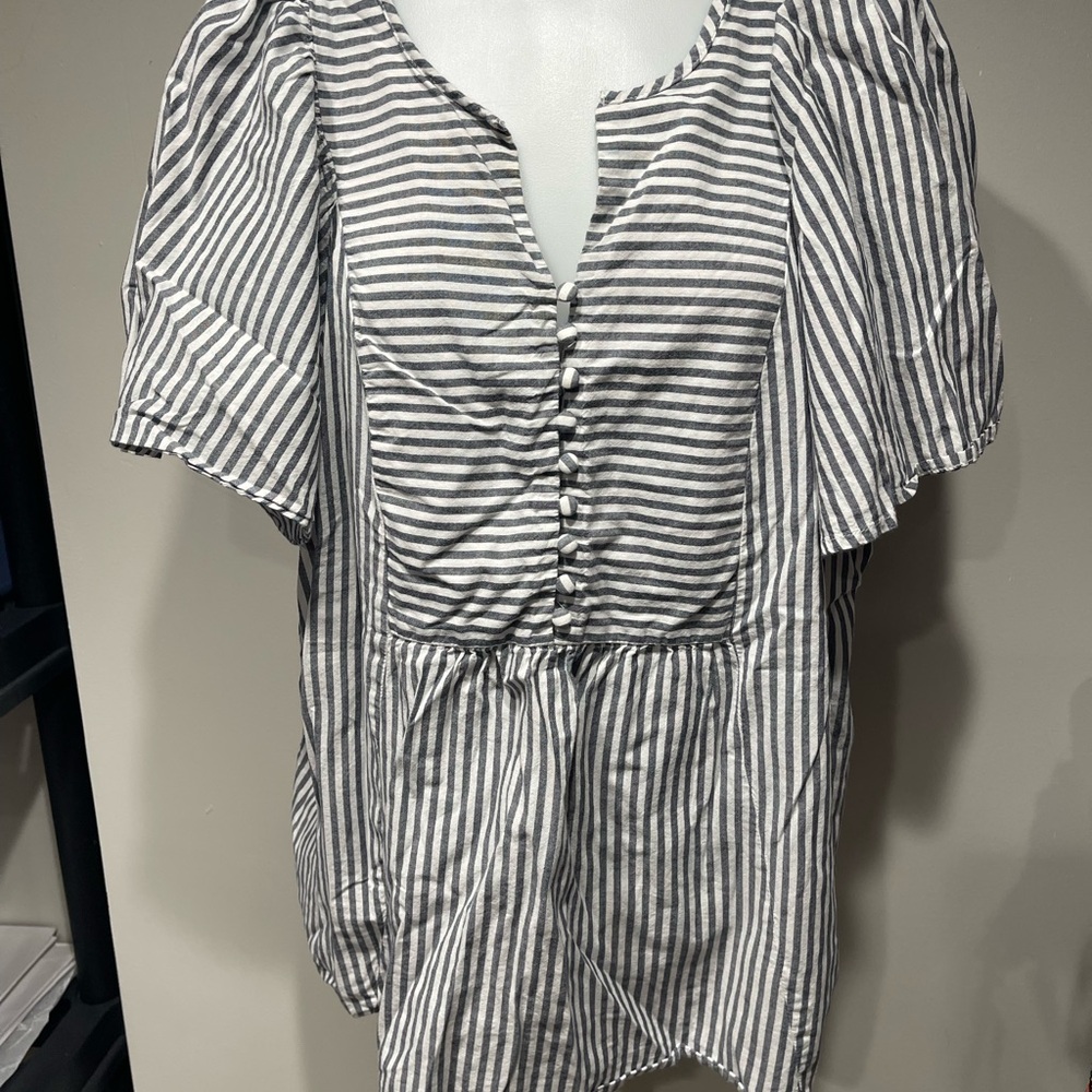 Terra & Sky Navy and White Striped Blouse woman’s shirt comfy!